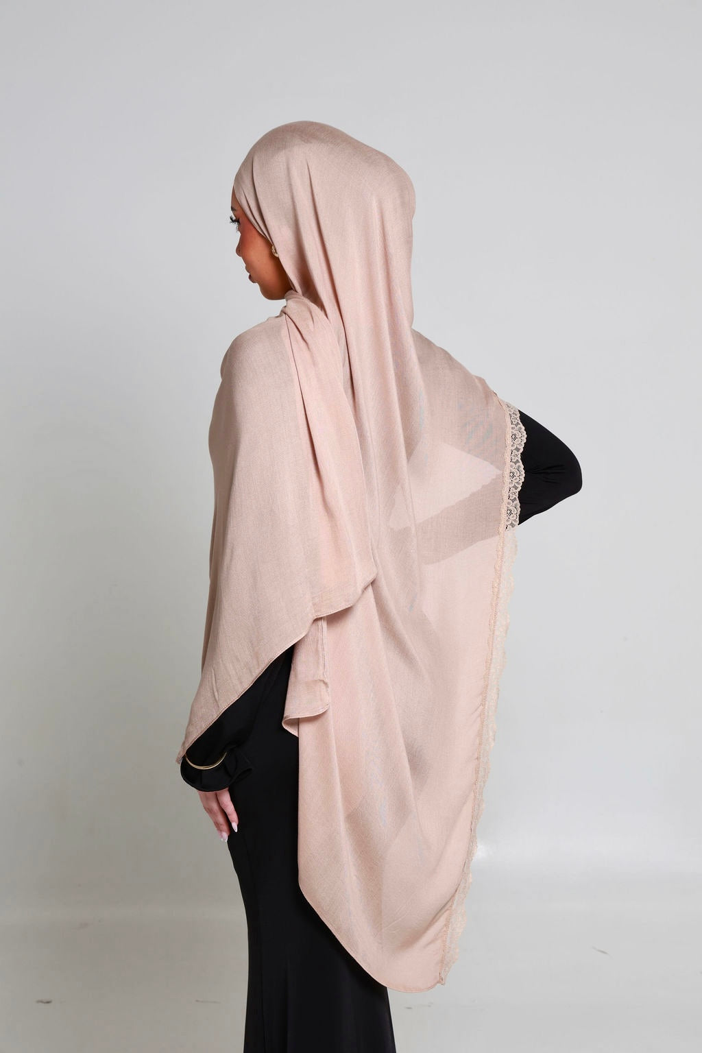 Swan Single Lace Hijab